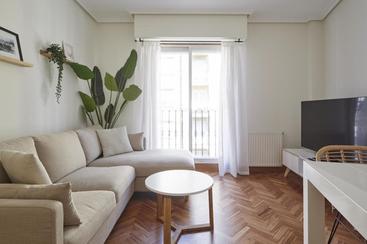 Always Easy I Cristina Enea Apartamento San Sebastián Exterior foto