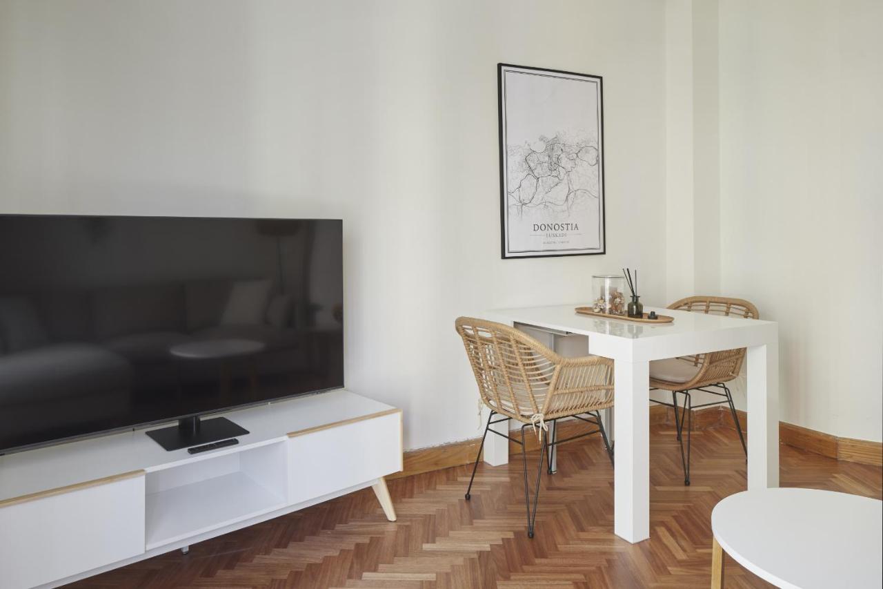 Always Easy I Cristina Enea Apartamento San Sebastián Exterior foto